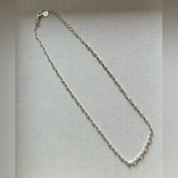 Two 925 sterling silver necklaces. Price shown is for both necklaces! - Picture 1 of 3